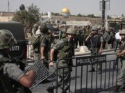 الاحتلال يشدد إجراءاته العسكرية في البلدة القديمة ويمنع العشرات من دخول الأقصى