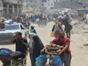 «الكوفية» ترصد نزوح الأهالي من مخيم البريج بعد تهديدات الاحتلال