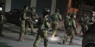 الاحتلال يعتقل طفلين خلال اقتحام قرية زبوبا