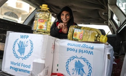 "الأغذية العالمي" يعلن استئناف توزيع المواد الغذائية بمدينة غزة