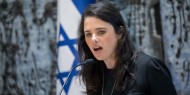 وزيرة الداخلية الإسرائيلية تهدد الحكومة بالاستقالة