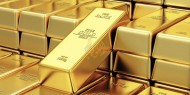 الذهب ينخفض عن ذروة 8 سنوات بسبب مخاوف تفشي كورونا
