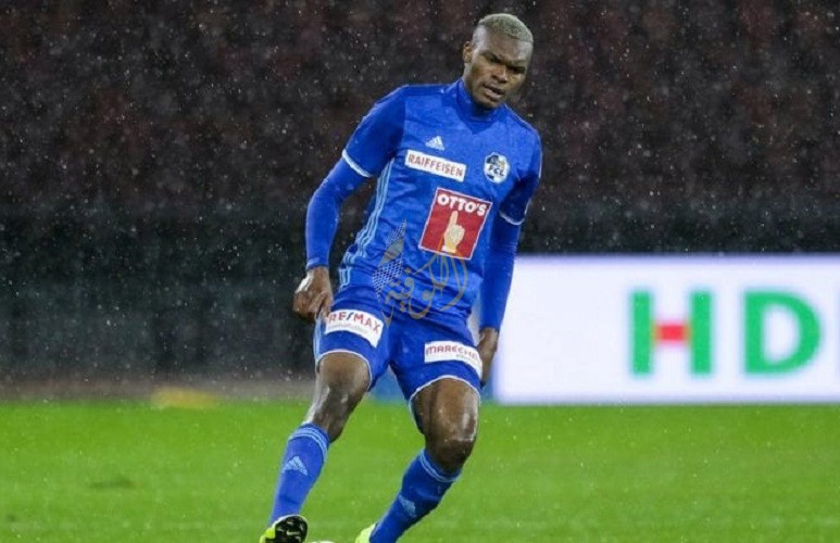 النيجيرى بليسنج إيليكى